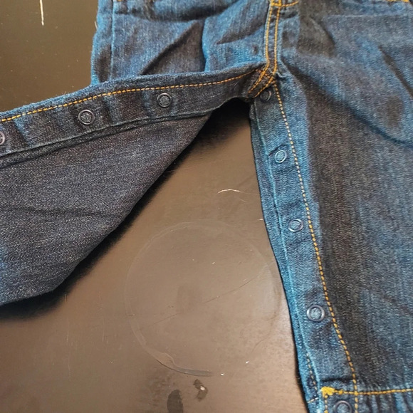Just One You by Carter’s Boy’s Denim Overalls & Long Sleeve Set in Size 12M - Picture 4 of 7